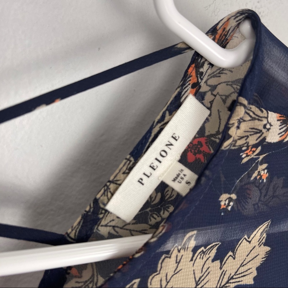 Pleione floral blouse navy red sheer - Picture 4 of 6